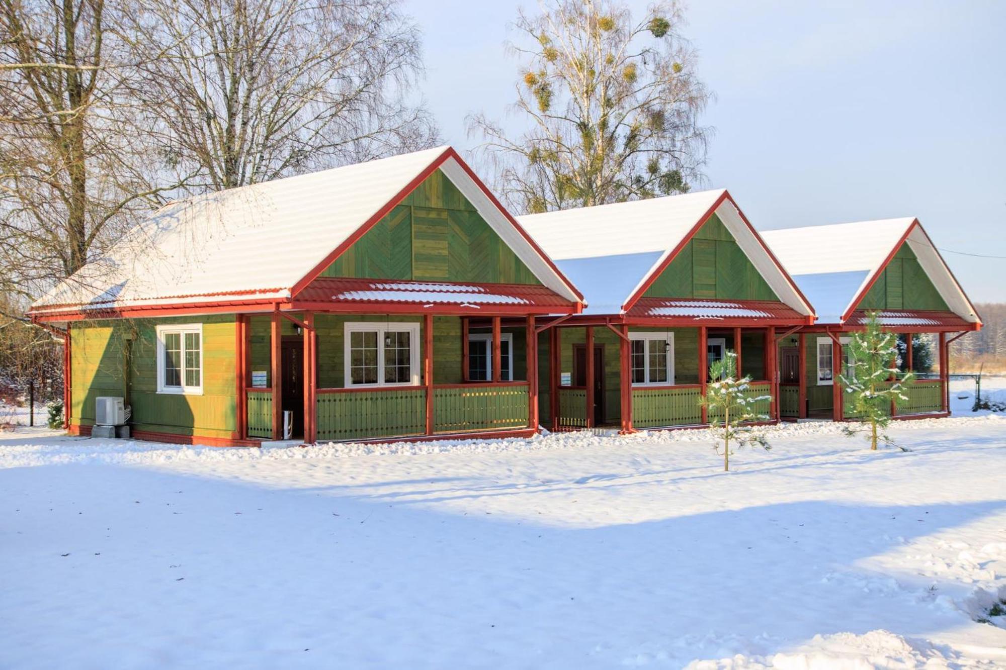Wisniowy Sad - Domki Bialowieza Bagian luar foto