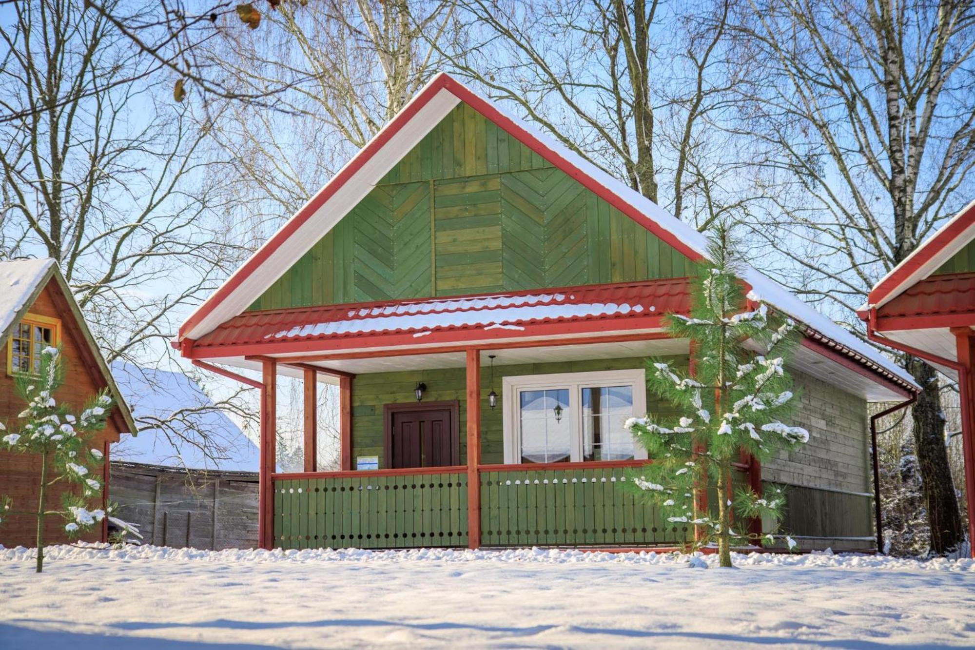 Wisniowy Sad - Domki Bialowieza Bagian luar foto